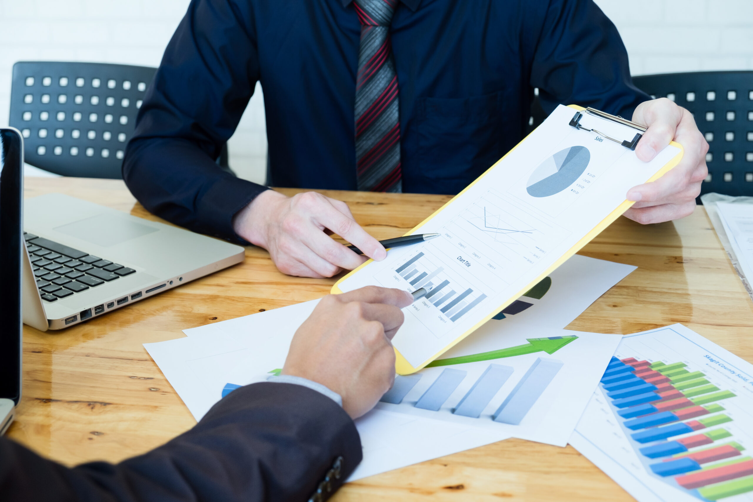 How to Show the Value of Cost Estimation and Build Trust 1 How to Show the Value of Cost Estimation and Build Trust